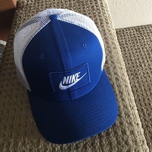 Nike Trucker Hat
